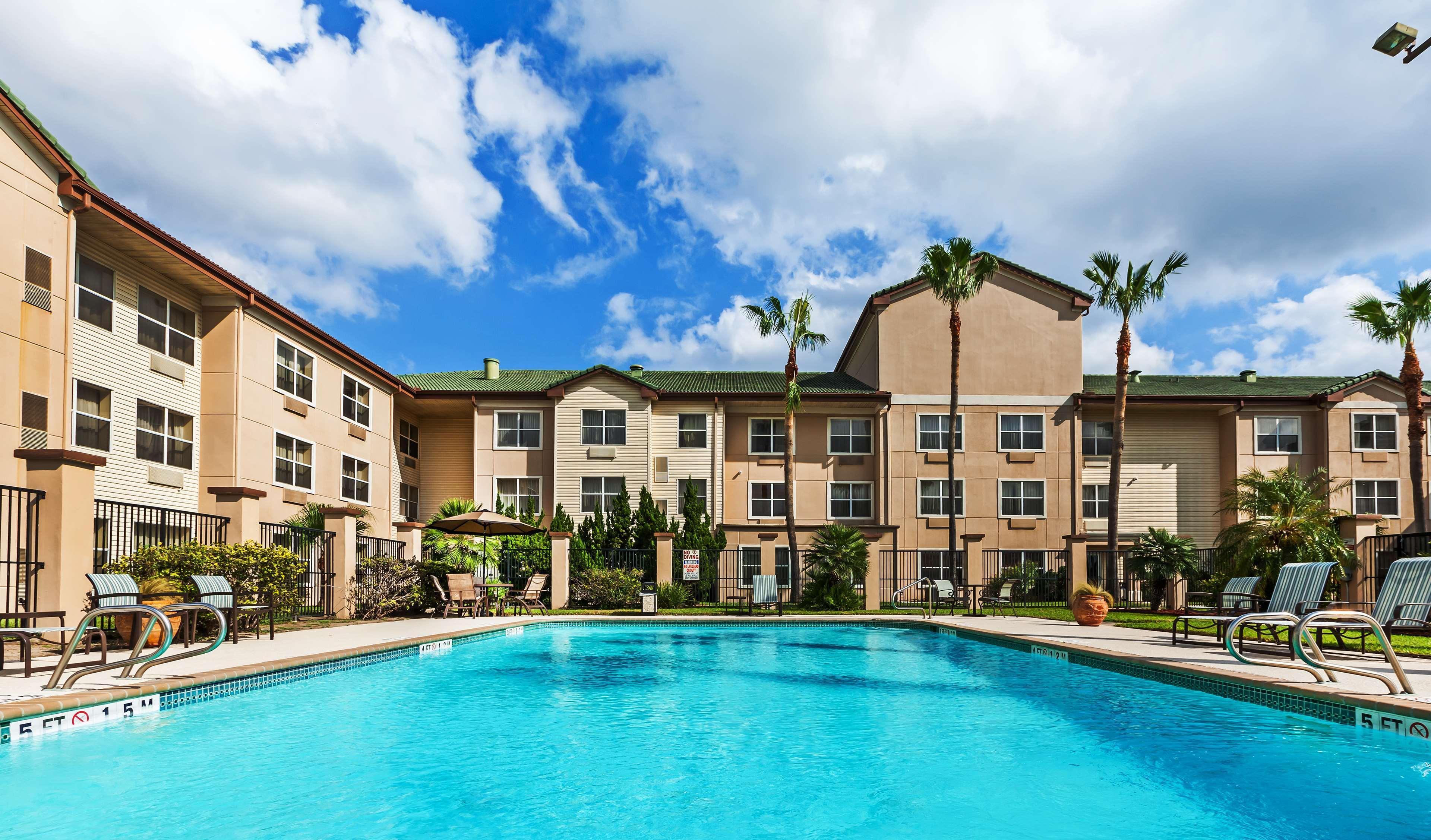 Homewood Suites By Hilton Brownsville Exterior foto